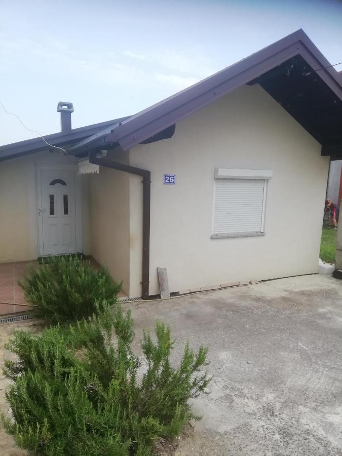 Kuca Za Odmor Sparta Dugo Selo Dış mekan fotoğraf